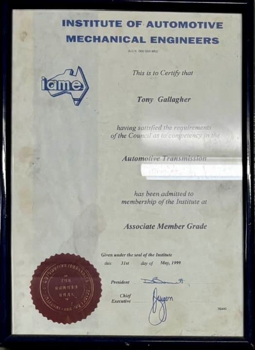 Penerimaan Tony Gallagher ke Bahagian Transmisi Automotif IAME, 31 Mei 1999.